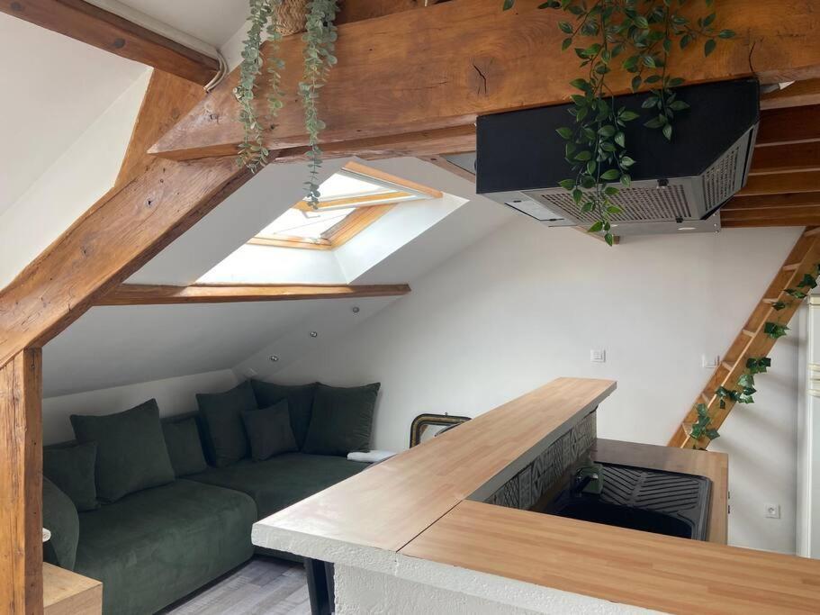 Appartement Cocon à Courcy  Extérieur photo